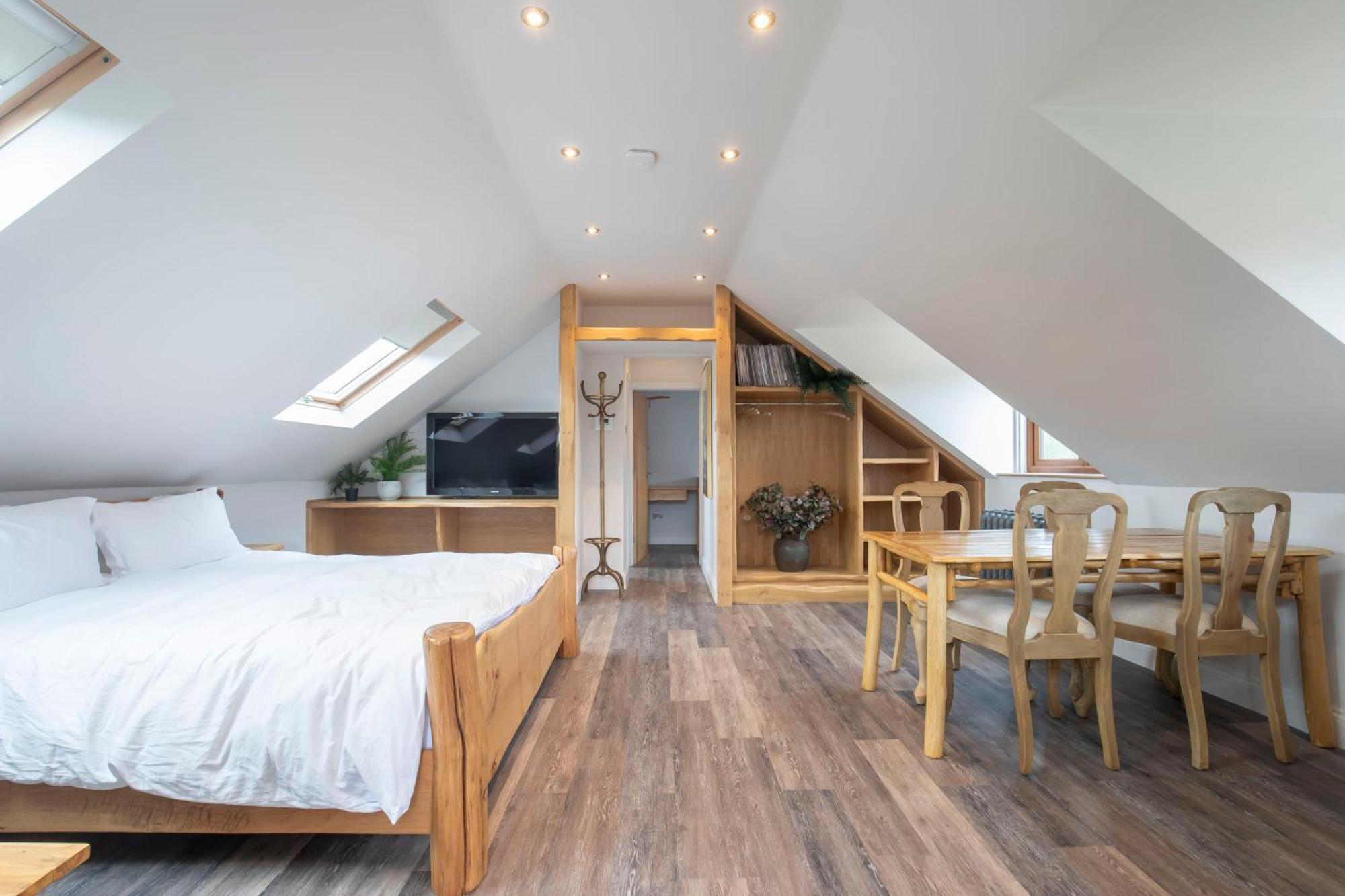 Stable Lodge - Boutique Bed & Breakfast Shurdington Экстерьер фото